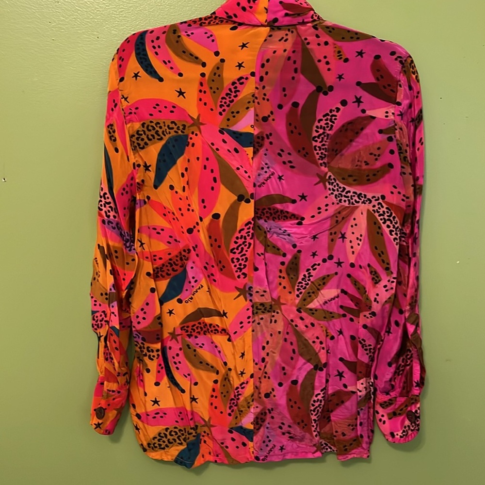 EUC Farm Rio Classic Buttondown Shirt - Picture 8 of 8